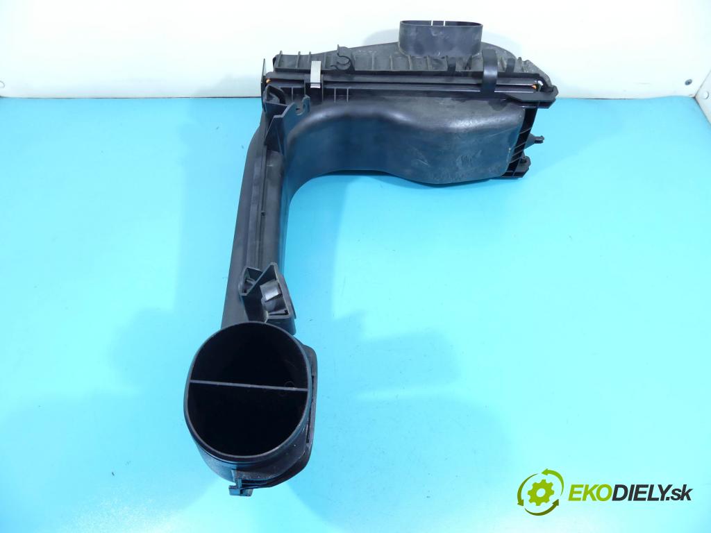 Bmw X5 F15 2013-2018 3.0d 313 hp automatic 230 kW 2993 cm3 5- obal filtra vzduchu 70570576 (Kryty filtrů)