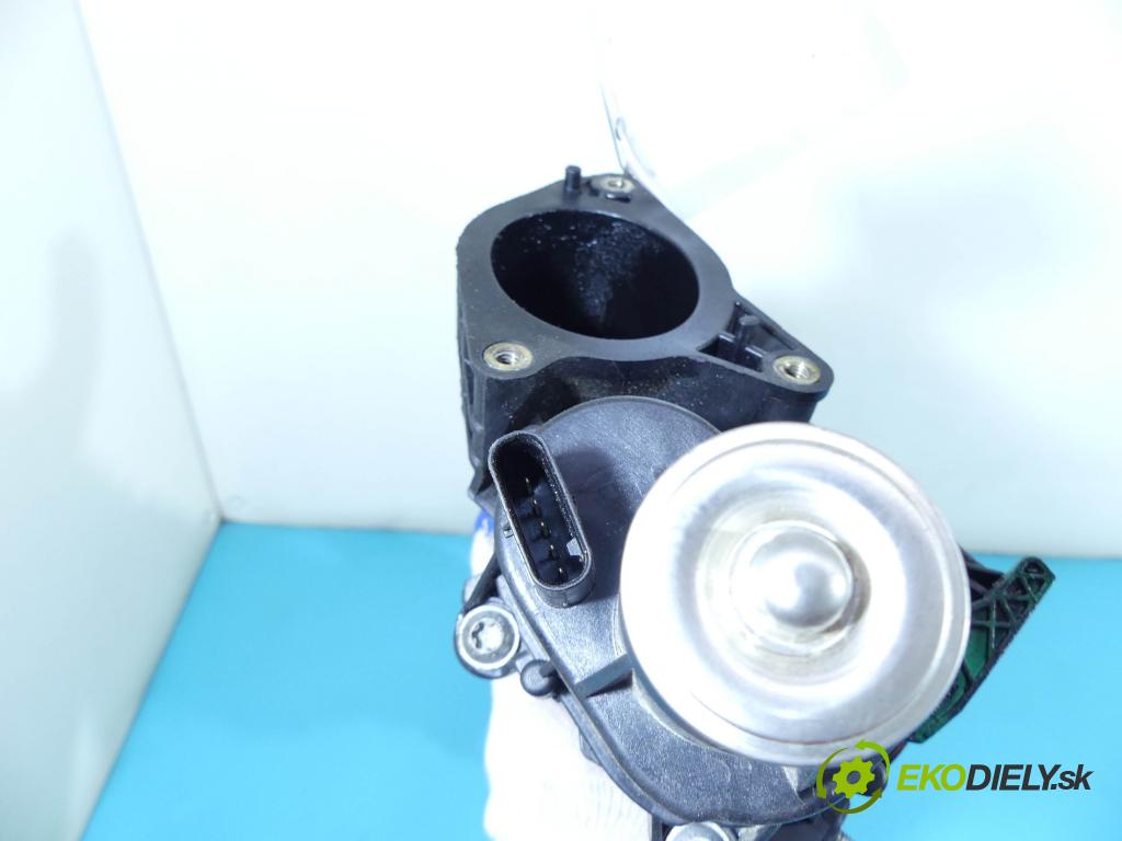 Bmw X5 F15 2013-2018 3.0d 313 HP automatic 230 kW 2993 cm3 5- zvod nasávací 7811909 (Sacie potrubia)