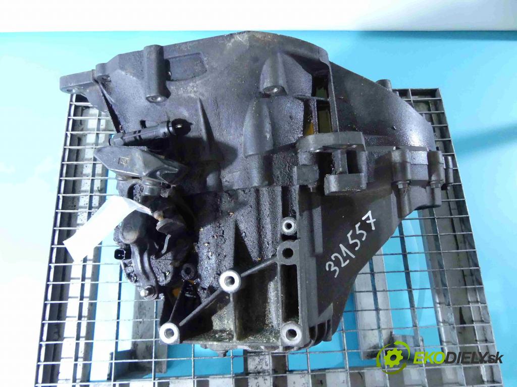 Volvo V50 2.0d 136 HP manual 100 kW 1997 cm3 5- prevodovka stupeň,rýchlosť manual 4M5R-7002-CD