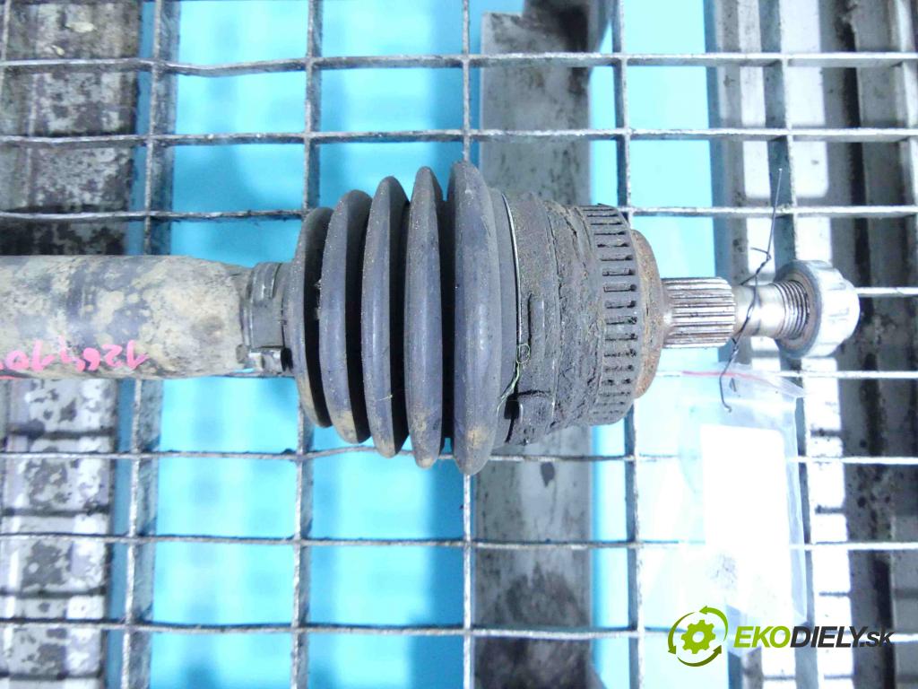 Mercedes A W168 1997-2004 1.7 cdi 90 HP manual 66 kW 1689 cm3 5- poloos ľavé  (Poloosy)