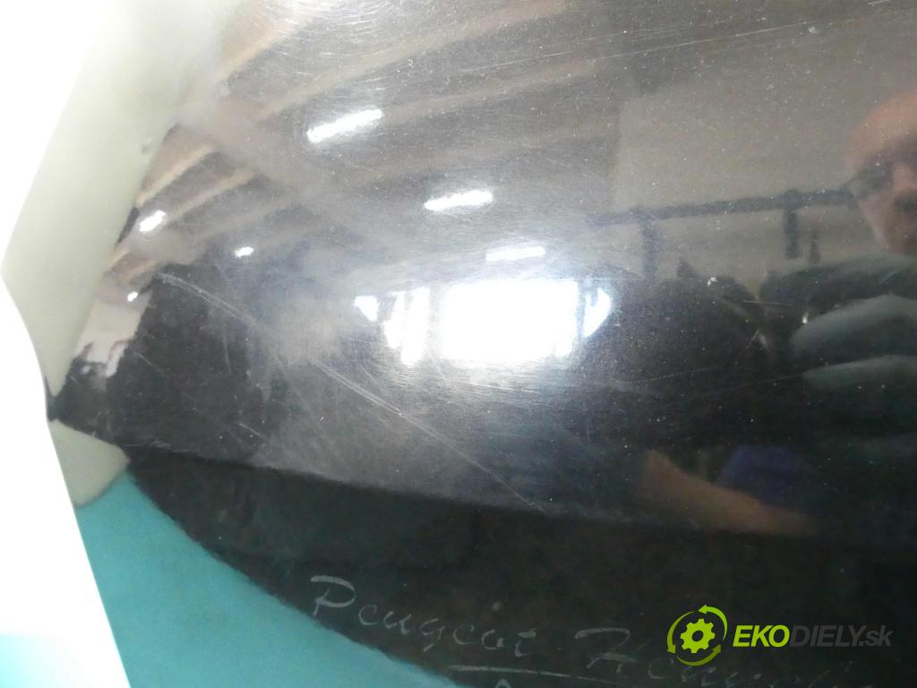 Peugeot 407 2.0 hdi 136hp manual 100 kW 1997 cm3 5- zadní kufrové dveře  (Zadní kapoty)