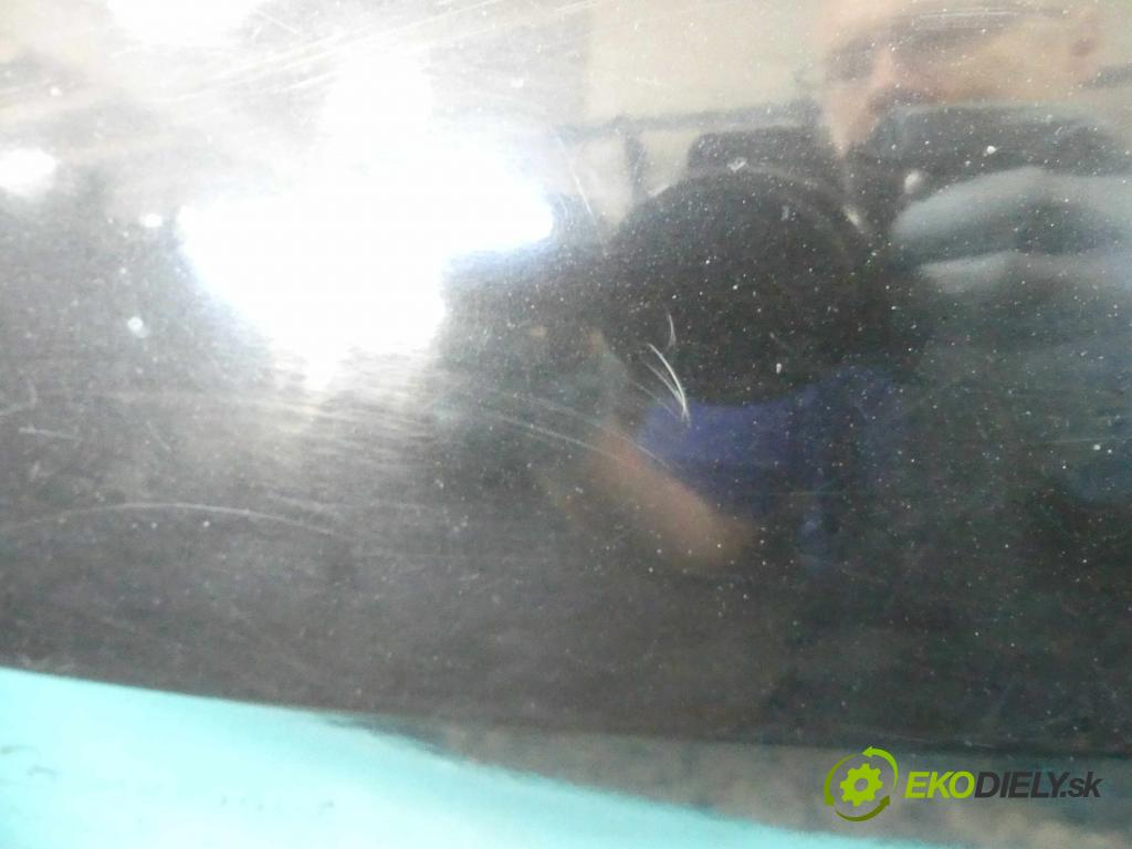 Peugeot 407 2.0 hdi 136hp manual 100 kW 1997 cm3 5- zadní kufrové dveře  (Zadní kapoty)