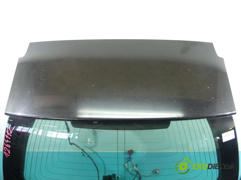 Peugeot 407 2.0 hdi 136hp manual 100 kW 1997 cm3 5- zadní kufrové dveře  (Zadní kapoty)