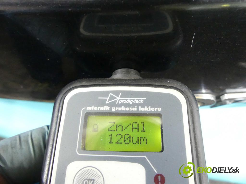 Peugeot 407 2.0 hdi 136hp manual 100 kW 1997 cm3 5- zadní kufrové dveře  (Zadní kapoty)