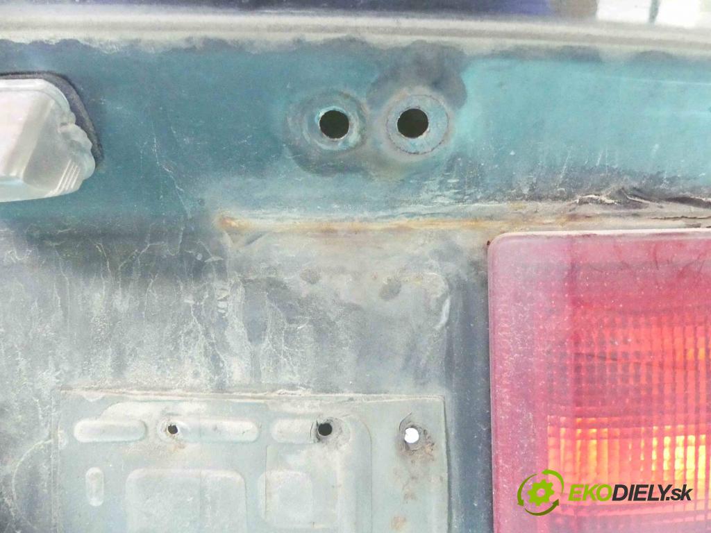 Peugeot 407 2.0 hdi 136hp manual 100 kW 1997 cm3 5- zadní kufrové dveře  (Zadní kapoty)