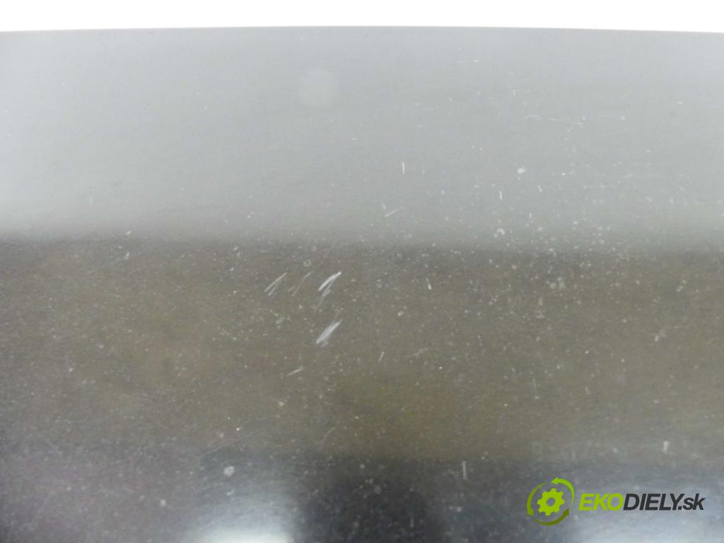 Peugeot 407 2.0 hdi 136hp manual 100 kW 1997 cm3 5- zadní kufrové dveře  (Zadní kapoty)