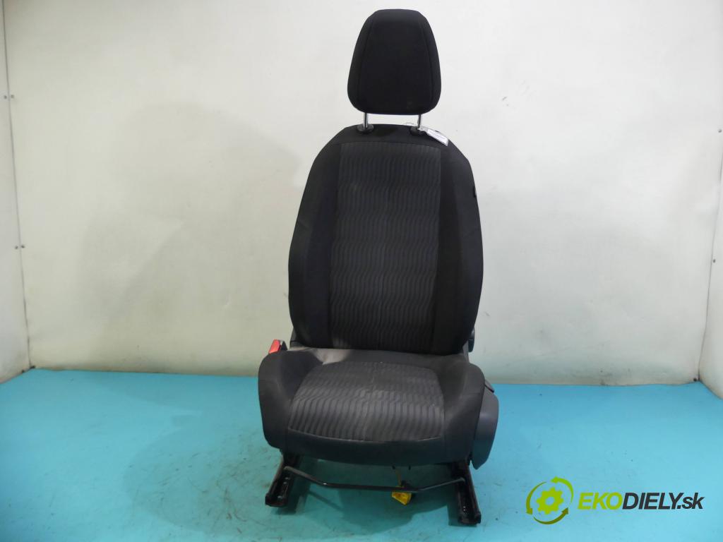 Peugeot 308 II 2013-2021 1.6 THP 125 HP manual 92 kW 1598 cm3 5- Sedačka ľavý  (Sedačky, sedadlá)
