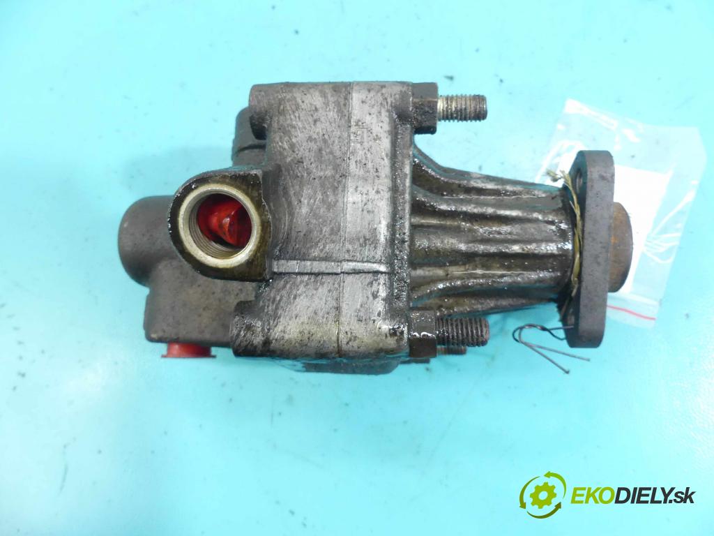 Audi 80 B4 1991-1994 1.9 TD 75 HP manual 55 kW 1896 cm3 4- čerpadlo posilovač 050145155A (Servočerpadlá, pumpy riadenia)