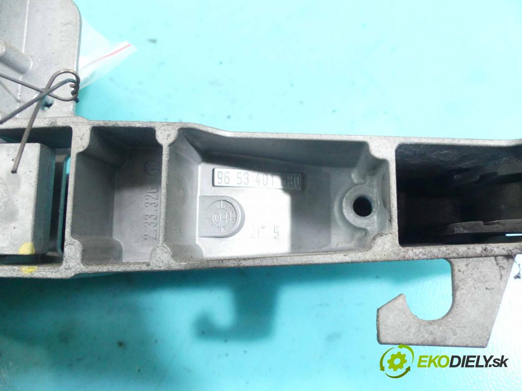 Peugeot 407 2.0 hdi 136 HP manual 100 kW 1997 cm3 5- rukoväť predné ľavé mimo: 9653401680 (Vonkajšie predné ľavé)
