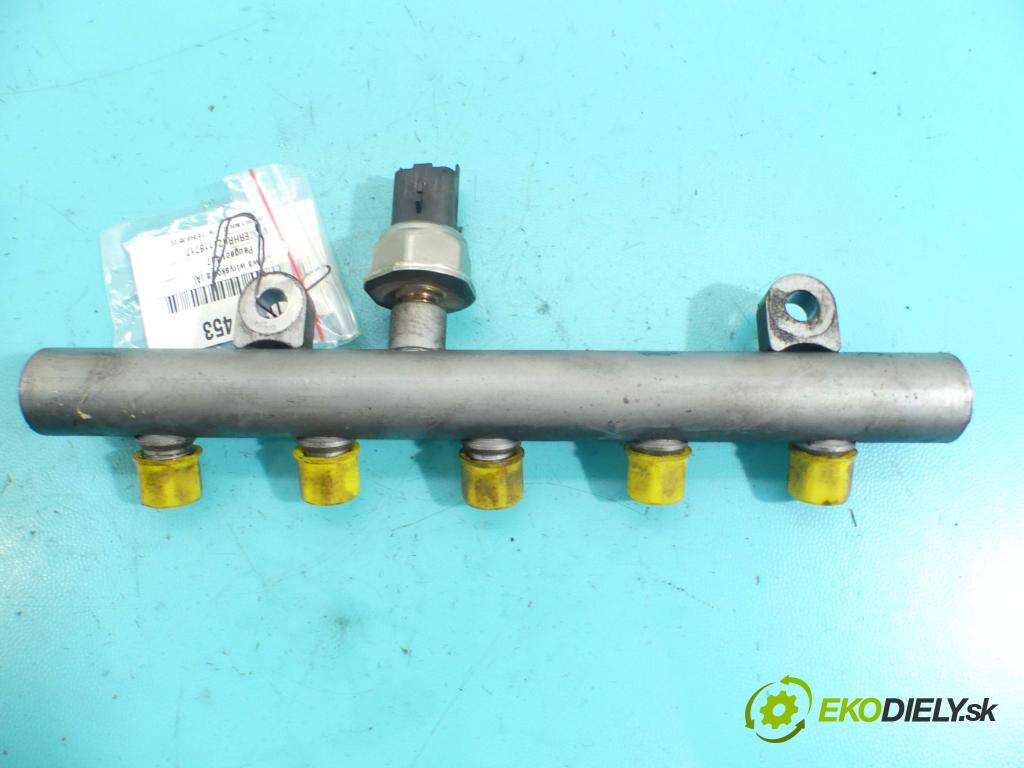 Peugeot 407 2.0 hdi 136 HP manual 100 kW 1997 cm3 5- lišta vstrekovacia 9645689580 (Vstrekovacie lišty)