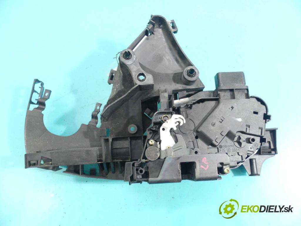 Volvo V50 1.8 16v 125 hp manual 92 kW 1798 cm3 5- zámek přední levý 985914-30699109
