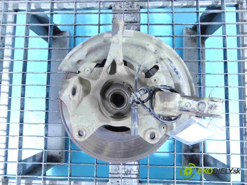 Renault Megane III 2008-2016 1.5 dci 90 HP manual 66 kW 1461 cm3 5- náboj ľavé  (Náboje)