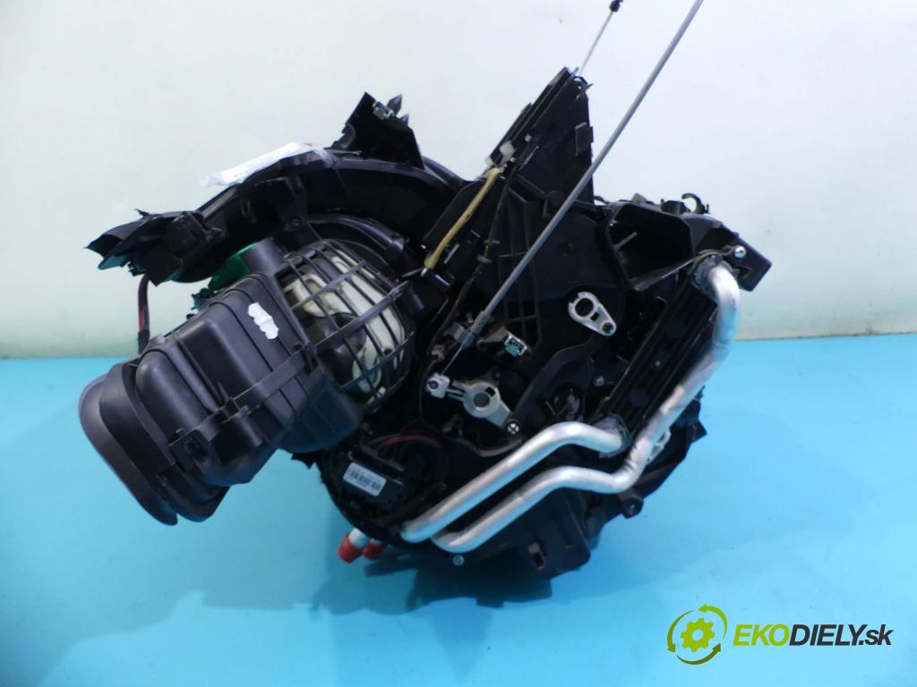 Renault Megane III 2008-2016 1.5 dci 90 hp manual 66 kW 1461 cm3 5- radiátor 145R202GR (Radiátory topení)