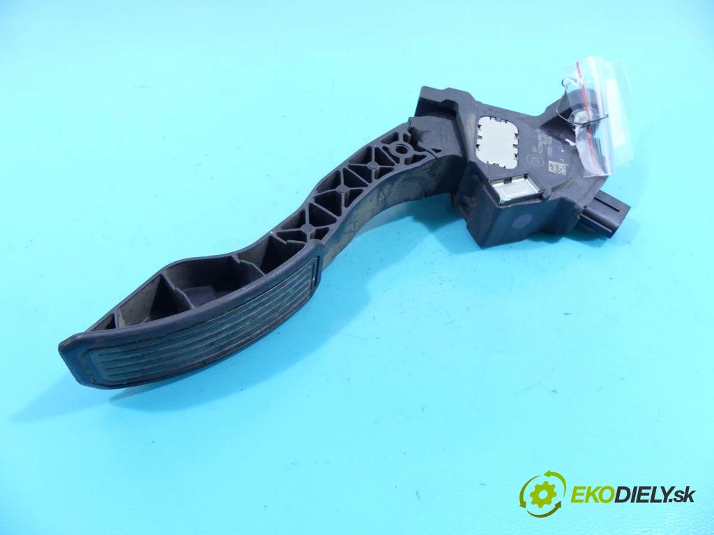 Toyota Avensis III T27 2009-2018 2.2 D-CAT 177 HP manual 130 kW 2231 cm3 4- pedále 78110-02020 (Pedále)