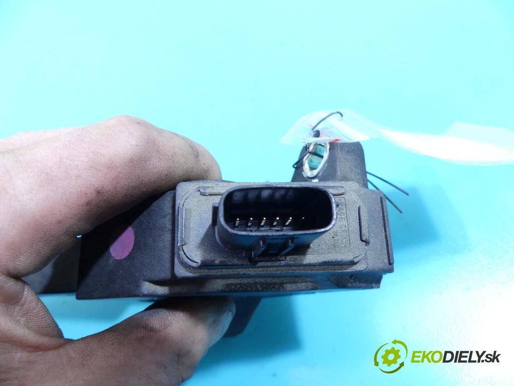 Toyota Avensis III T27 2009-2018 2.2 D-CAT 177 HP manual 130 kW 2231 cm3 4- pedále 78110-02020 (Pedále)