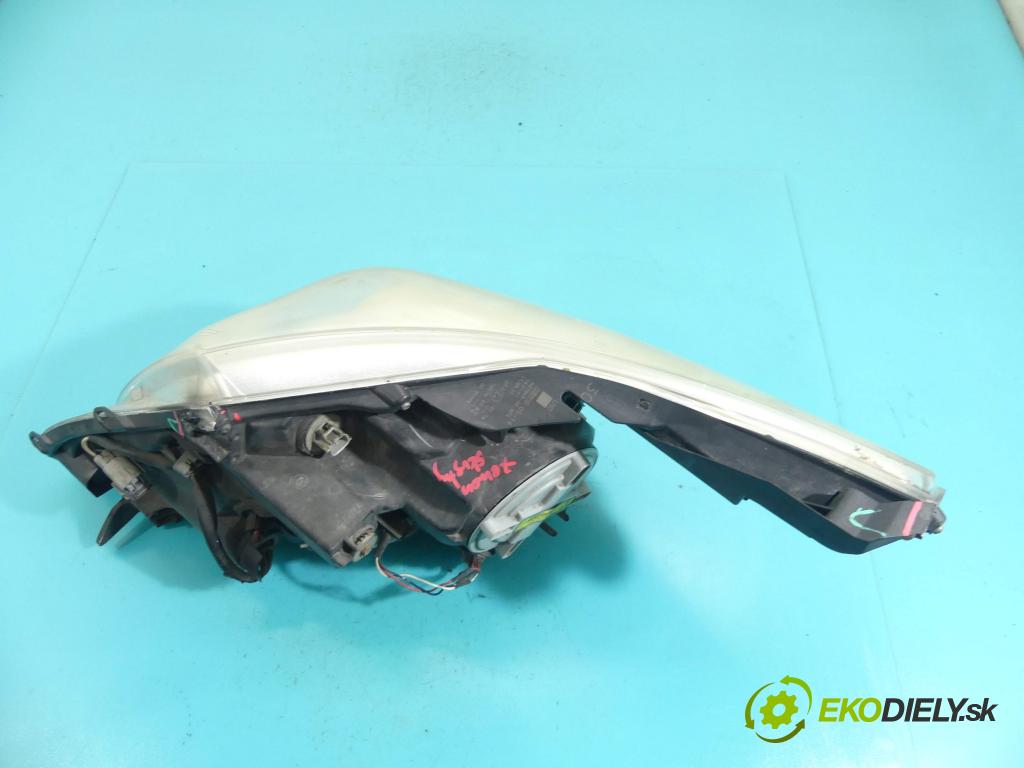 Toyota Avensis III T27 2009-2018 2.2 D-CAT 177 HP manual 130 kW 2231 cm3 4- Reflektor: pravý 81126-05310 (Pravé)