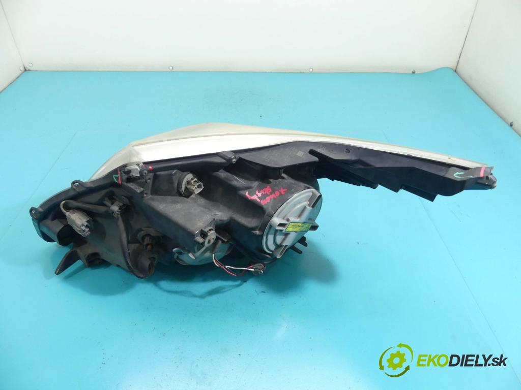 Toyota Avensis III T27 2009-2018 2.2 D-CAT 177 HP manual 130 kW 2231 cm3 4- Reflektor: pravý 81126-05310 (Pravé)