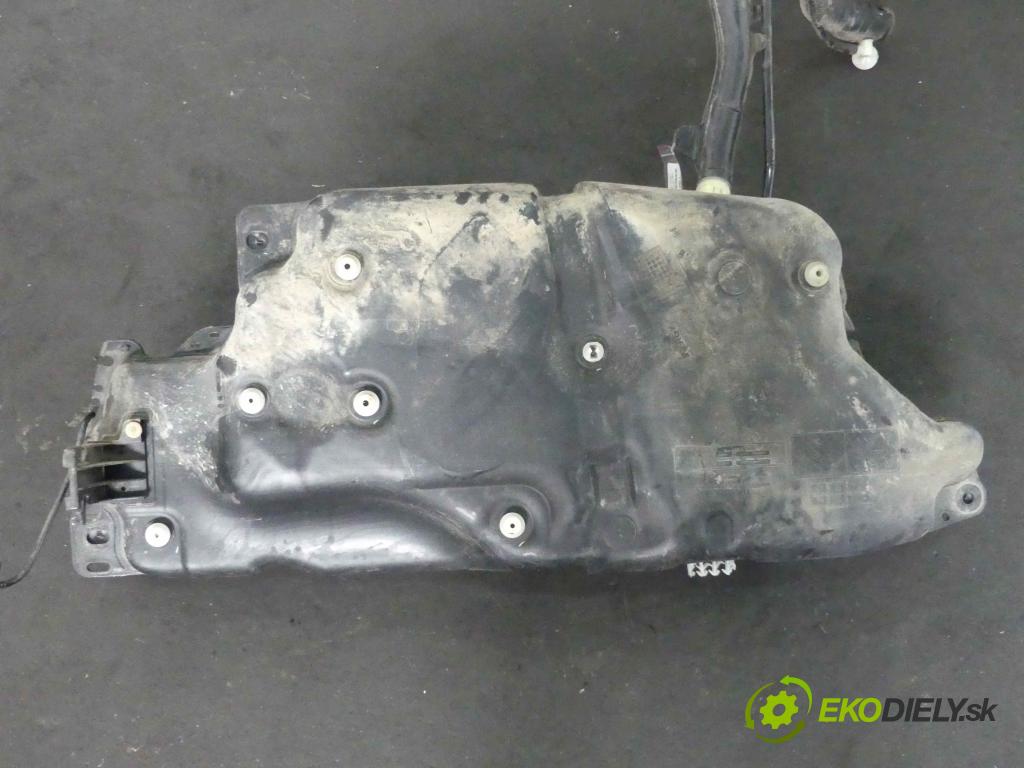 Peugeot 308 II 2013-2021 1.6 THP 125 HP manual 92 kW 1598 cm3 5- Nádrž: 9804758480