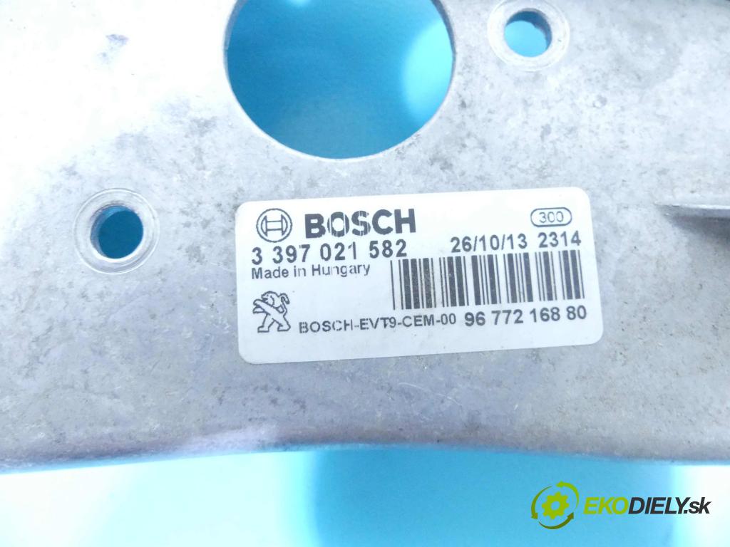 Peugeot 308 II 2013-2021 1.6 THP 125 hp manual 92 kW 1598 cm3 5- mechanismus stěračů 3397021582