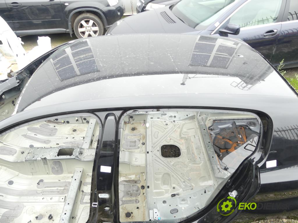 Peugeot 308 II 2013-2021 1.6 THP 125 hp manual 92 kW 1598 cm3 5- Strecha: