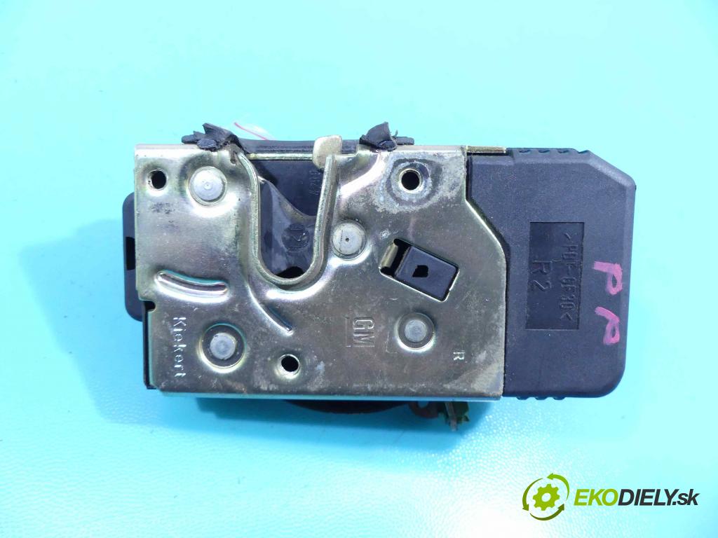 Opel Vectra B 1995-2002 1.8 16v 116 hp manual 85 kW 1796 cm3 4- zámek přední pravý 90507060