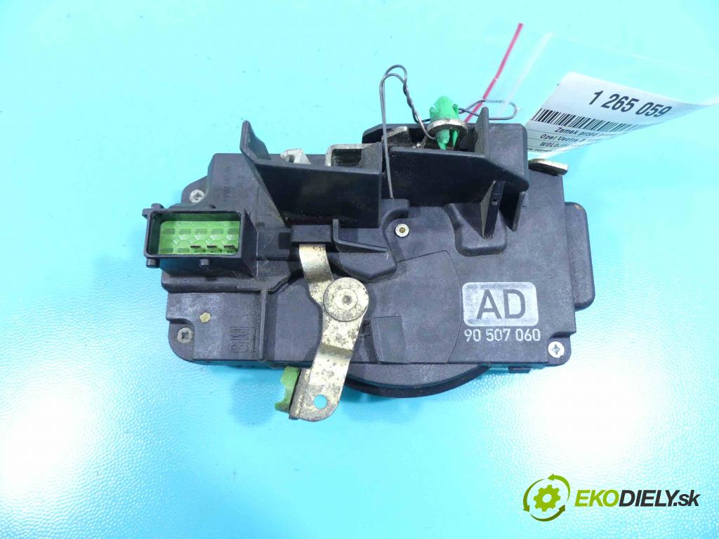 Opel Vectra B 1995-2002 1.8 16v 116 hp manual 85 kW 1796 cm3 4- zámek přední pravý 90507060