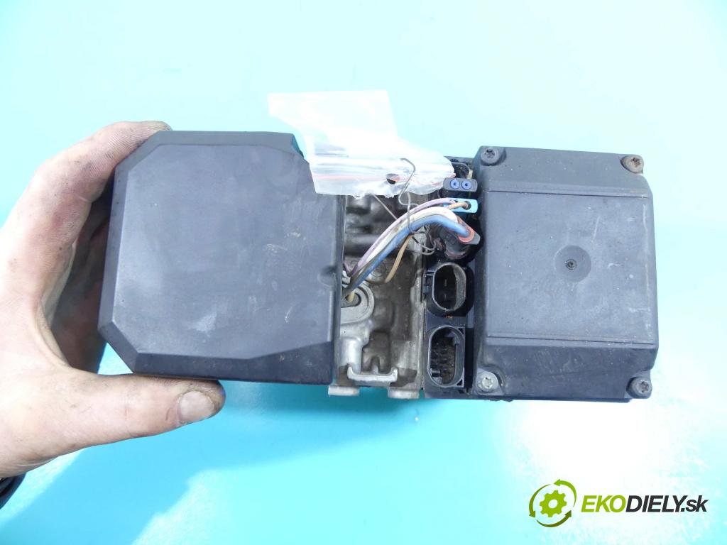 Vw Touareg I 2002-2010 3.0 V6 tdi 224 hp automatic 165 kW 2967 cm3 5- Webasto 67889B (Webasto ohřívače)