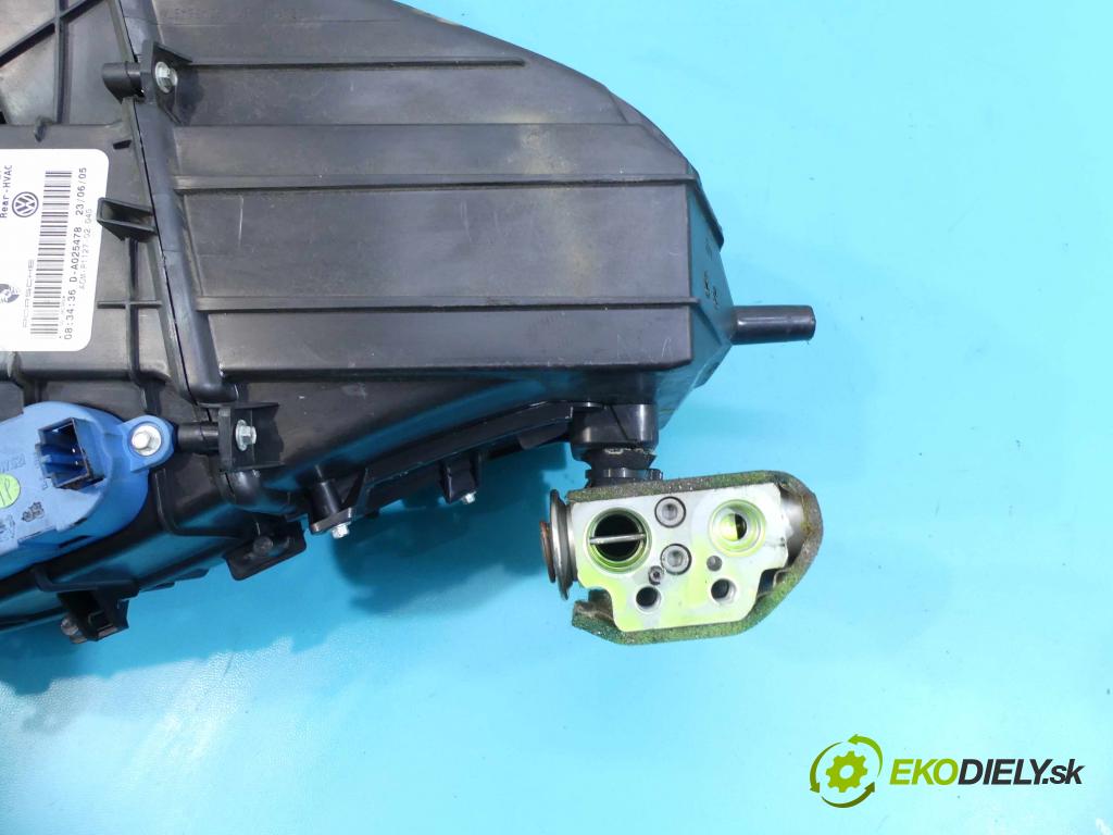 Vw Touareg I 2002-2010 3.0 V6 tdi 224hp automatic 165 kW 2967 cm3 5- radiator 7L0819032A (Radiátory kúrenia)