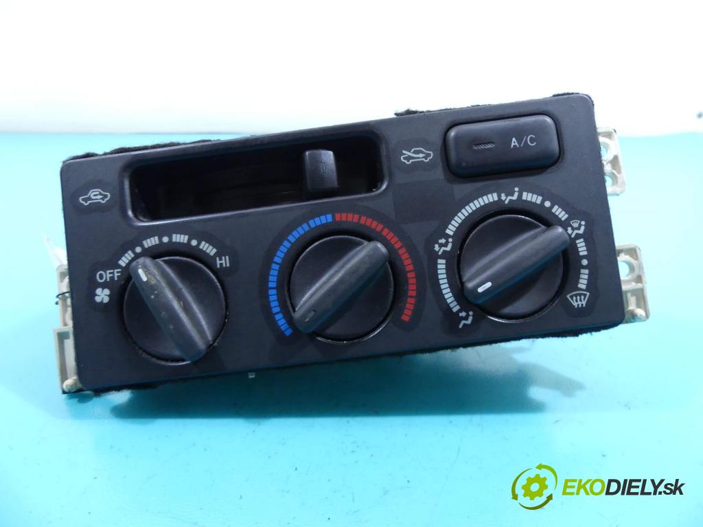 Toyota Avensis I T22 1997-2003 2.0 TD 86 HP manual 63 kW 1975 cm3 5- panel kúrenia 701111A