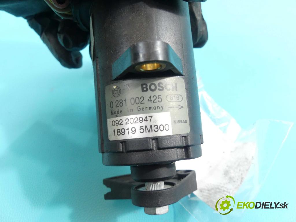 Nissan Almera tino 2.2 td 114 HP manual 84 kW 2184 cm3 5- pedále 0281002425 (Pedále)