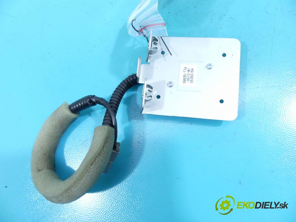 Honda HR-V II 2013-2021 1.5 16v 131 HP automatic 96 kW 1498 cm3 5- modul riadiaca jednotka 39835-T7A-H010-M1 (Ostatné)