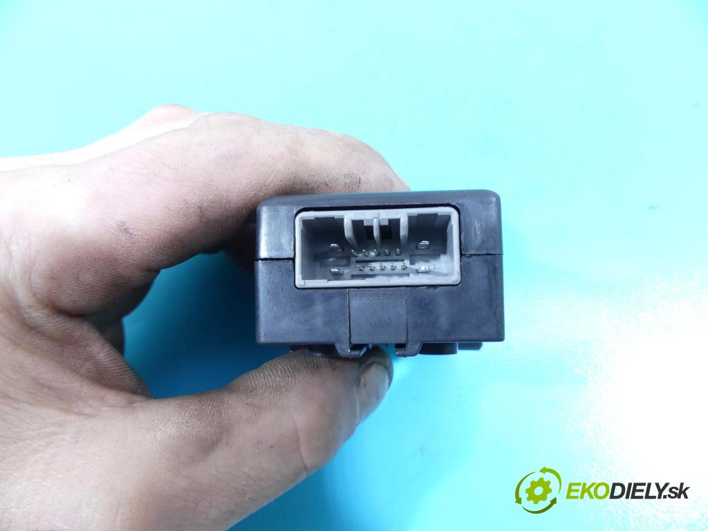 Honda HR-V II 2013-2021 1.5 16v 131 HP automatic 96 kW 1498 cm3 5- modul riadiaca jednotka 81289-T7A-J212-M2 (Ostatné)