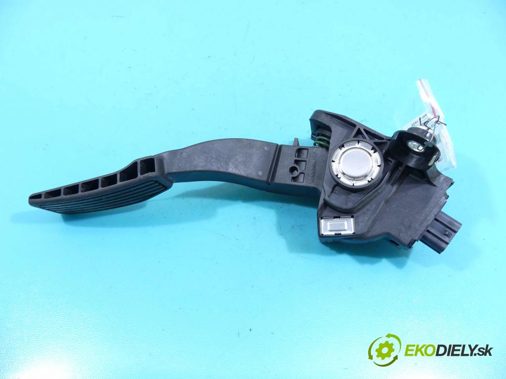 Honda HR-V II 2013-2021 1.5 16v 131 HP automatic 96 kW 1498 cm3 5- pedále 12196040743 (Pedále)