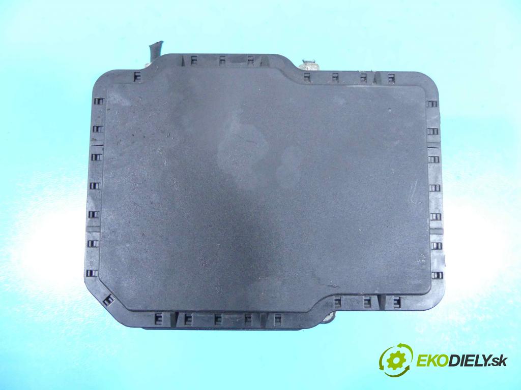 Honda HR-V II 2013-2021 1.5 16v 131 HP automatic 96 kW 1498 cm3 5- čerpadlo abs 5D17E-0445 (Pumpy ABS)