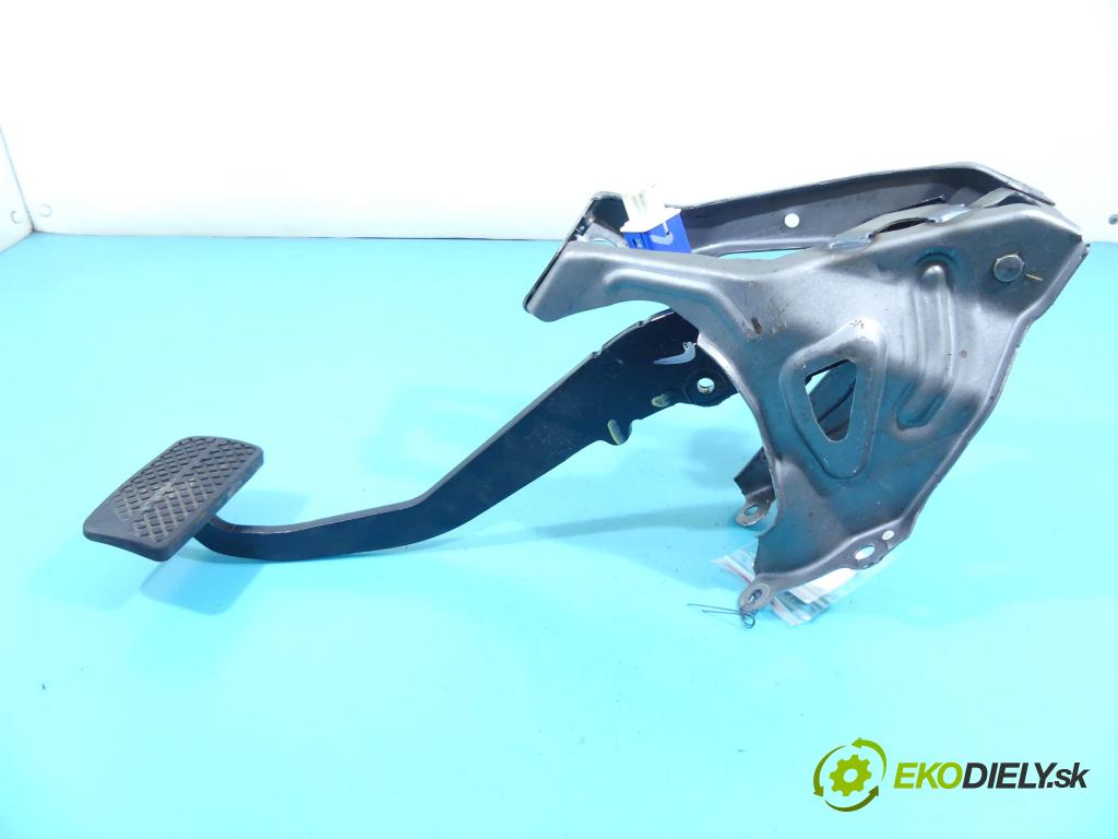 Honda HR-V II 2013-2021 1.5 16v 131 HP automatic 96 kW 1498 cm3 5- pedále 46600-T8K-G510-M2 (Pedále)