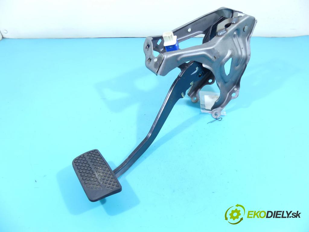 Honda HR-V II 2013-2021 1.5 16v 131 HP automatic 96 kW 1498 cm3 5- pedále 46600-T8K-G510-M2 (Pedále)