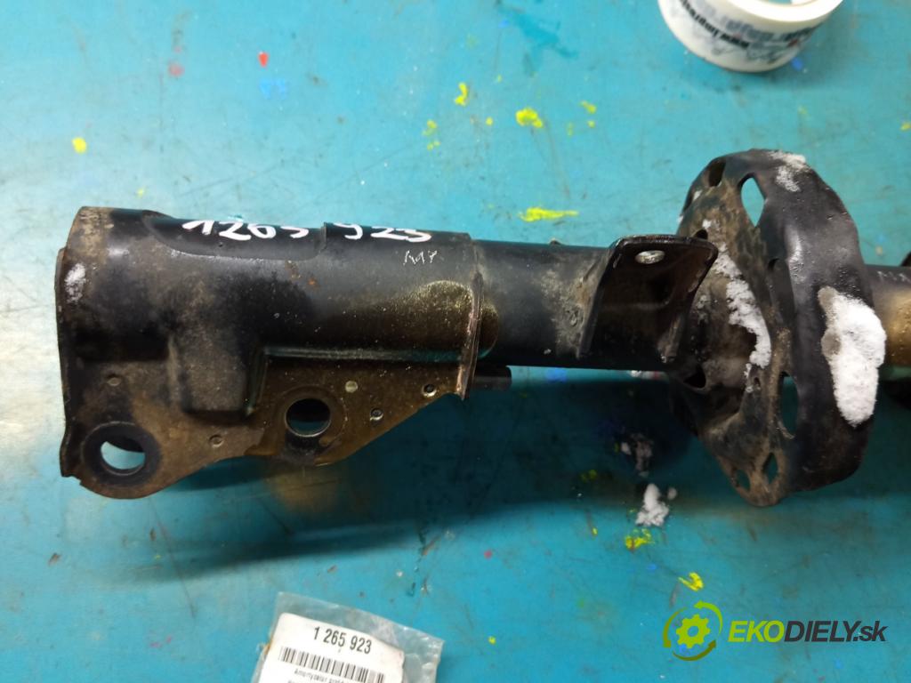 Honda HR-V II 2013-2021 1.5 16v 131 hp automatic 96 kW 1498 cm3 5- tlumič přední levý 51620-T8K-G141-M1 (Klika dveří ostatní)