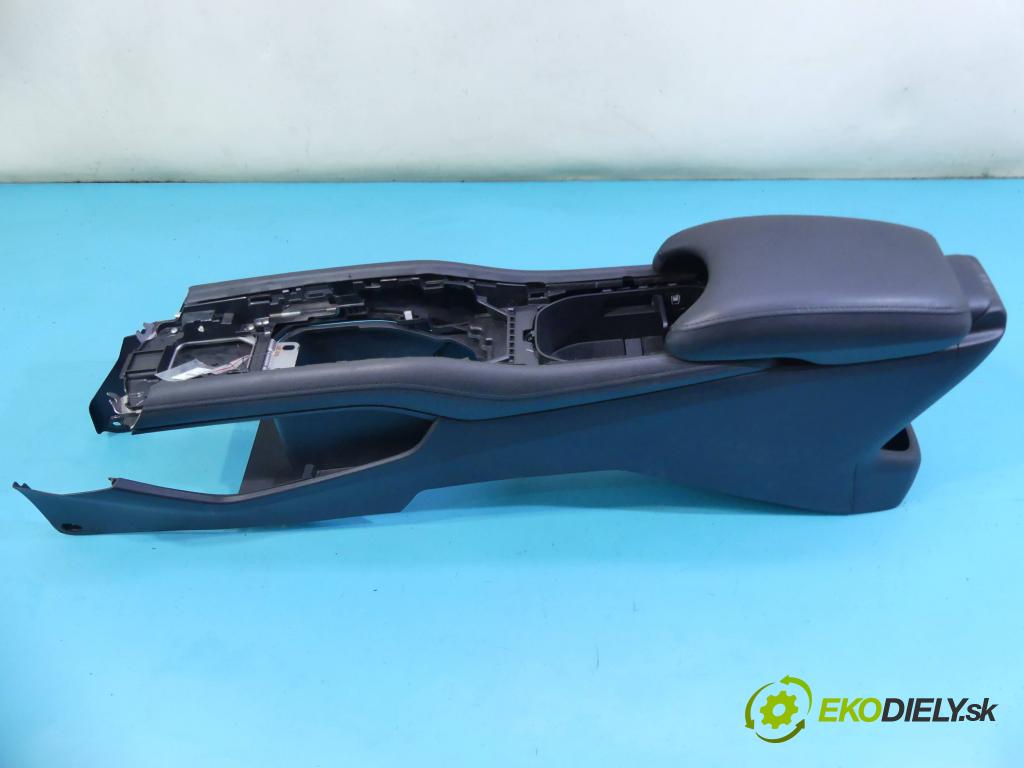 Honda HR-V II 2013-2021 1.5 16v 131 HP automatic 96 kW 1498 cm3 5- operadlo 83405-T7WA-A010-21 (Lakťové opierky)