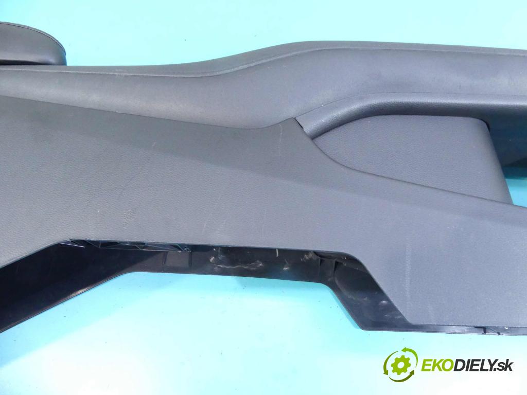 Honda HR-V II 2013-2021 1.5 16v 131 HP automatic 96 kW 1498 cm3 5- operadlo 83405-T7WA-A010-21 (Lakťové opierky)