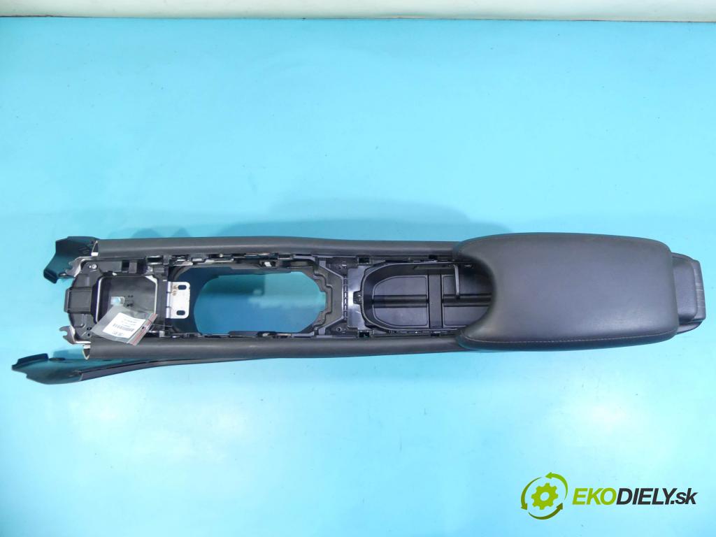 Honda HR-V II 2013-2021 1.5 16v 131 HP automatic 96 kW 1498 cm3 5- operadlo 83405-T7WA-A010-21 (Lakťové opierky)