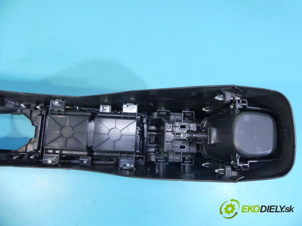 Honda HR-V II 2013-2021 1.5 16v 131 HP automatic 96 kW 1498 cm3 5- operadlo 83405-T7WA-A010-21 (Lakťové opierky)