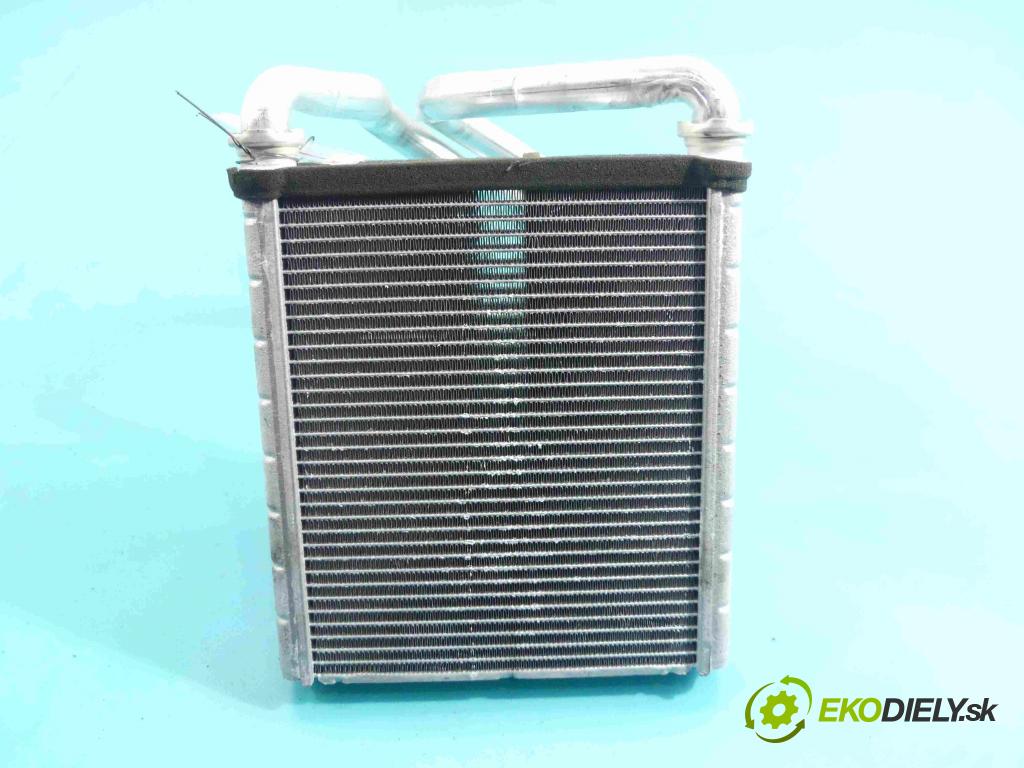 Honda HR-V II 2013-2021 1.5 16v 131 HP automatic 96 kW 1498 cm3 5- radiator (Radiátory kúrenia)