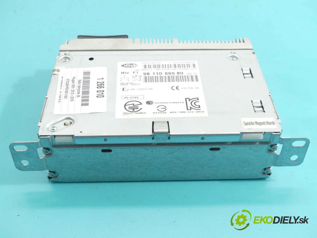 Peugeot 208 I 2012-2019 1.6 hdi 92 HP manual 68 kW 1560 cm3 3- Radio originál 9811066580