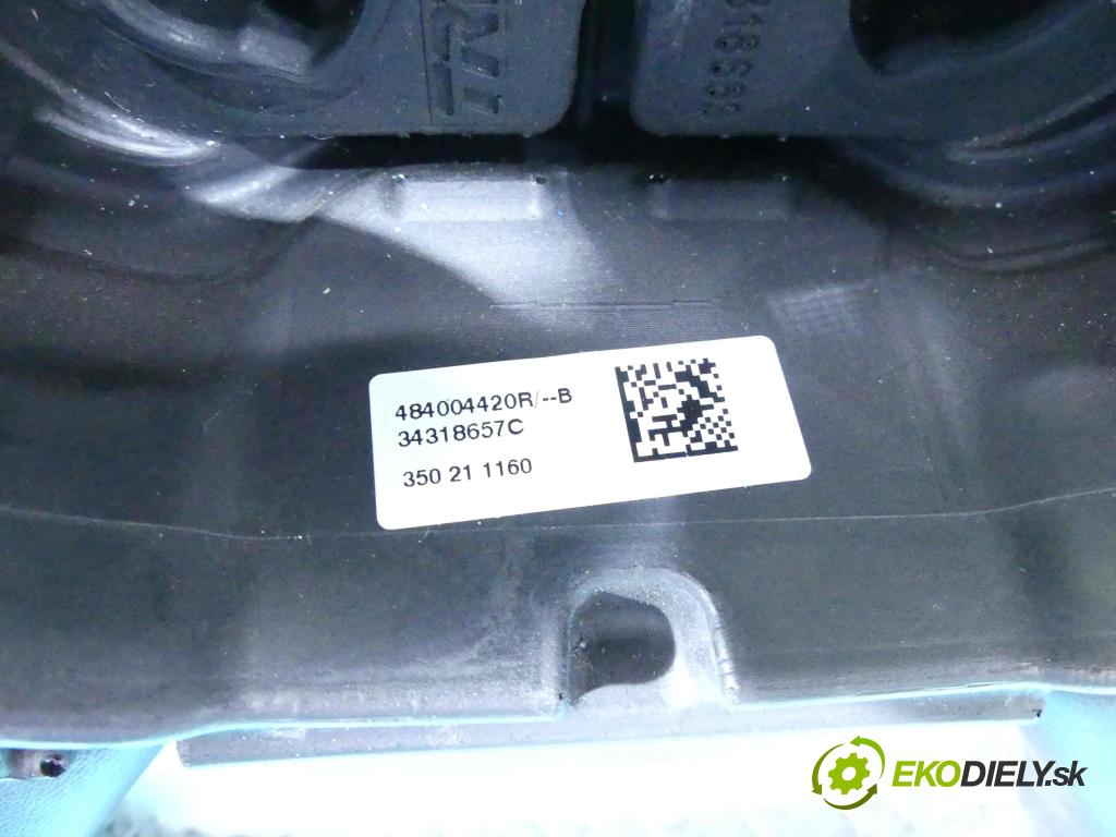 Dacia Sandero III 2020- 1.0 Tce 90 HP automatic 66 kW 999 cm3 5- volant 34318657C (Volanty)