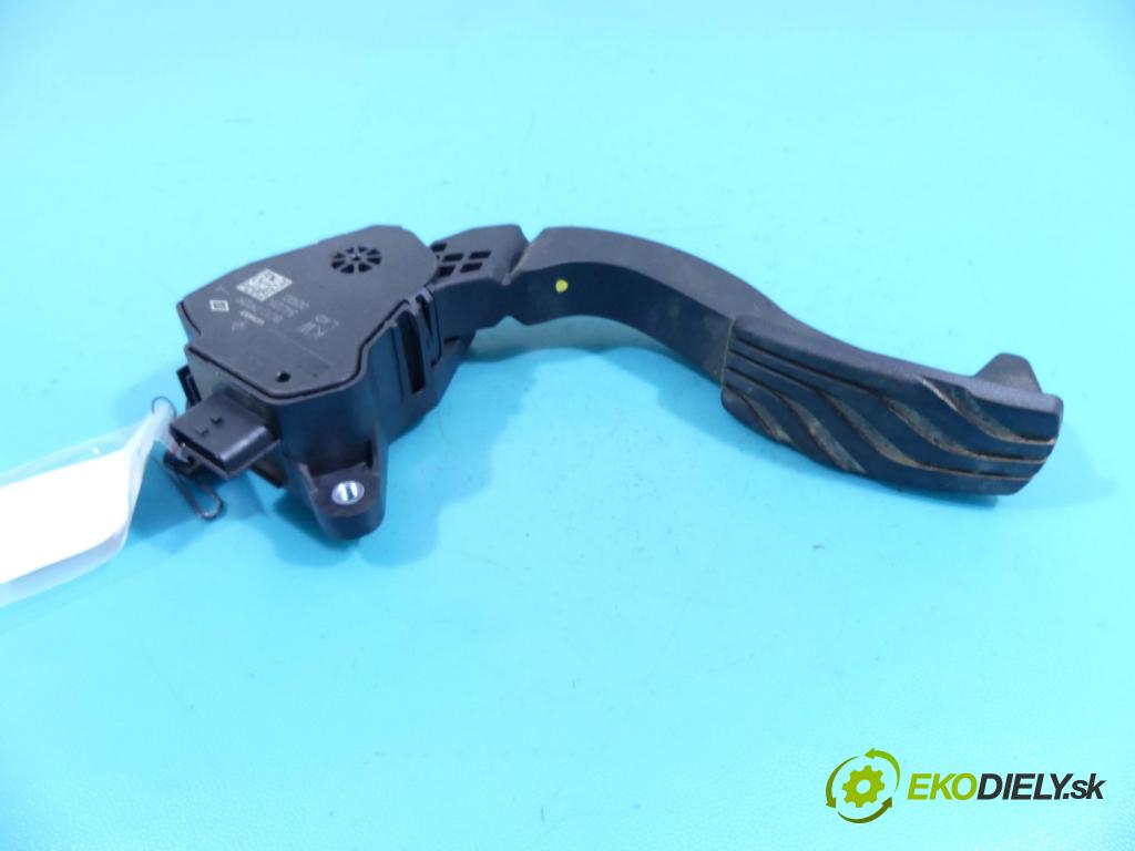 Dacia Sandero III 2020- 1.0 Tce 90 HP automatic 66 kW 999 cm3 5- pedále 180100912R-A (Pedále)