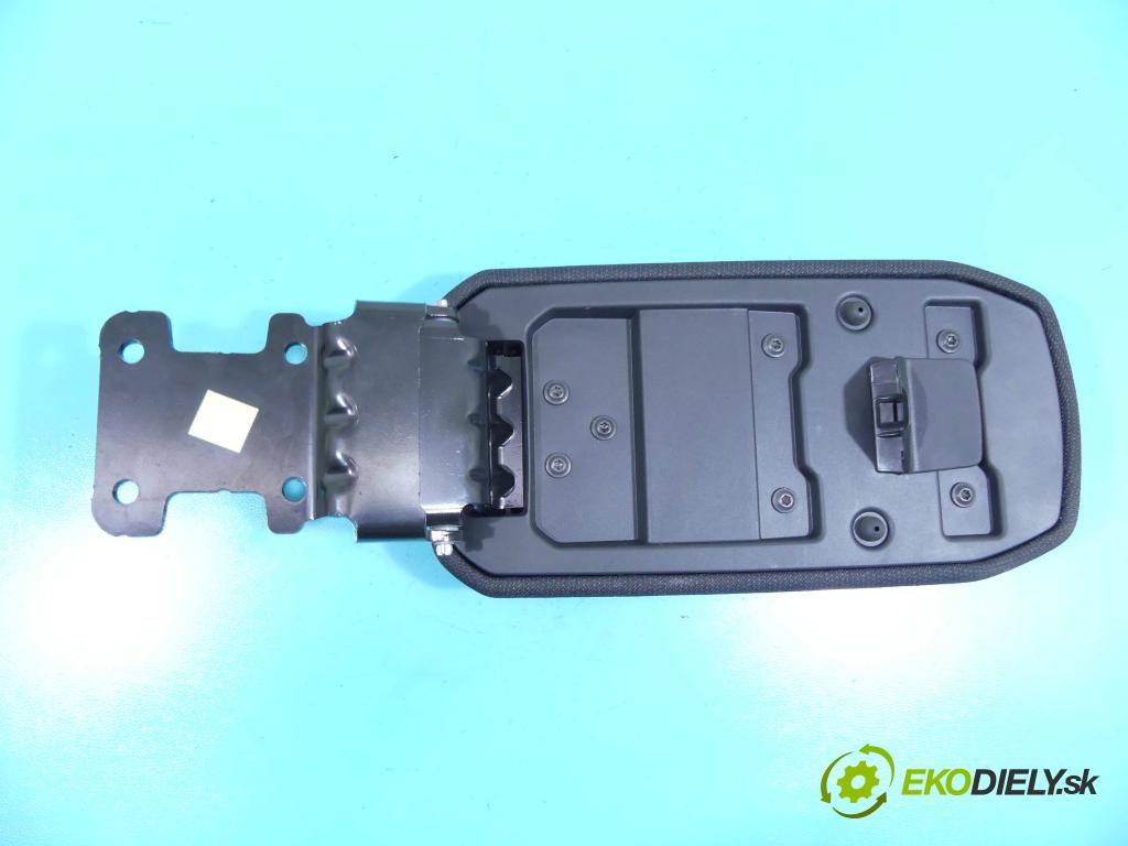 Dacia Sandero III 2020- 1.0 Tce 90 HP automatic 66 kW 999 cm3 5- operadlo 969205235R (Lakťové opierky)