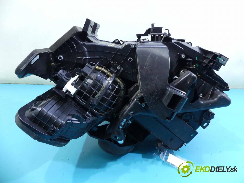 Dacia Sandero III 2020- 1.0 Tce 90 HP automatic 66 kW 999 cm3 5- radiator A21201700 (Radiátory kúrenia)