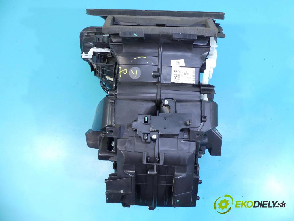 Dacia Sandero III 2020- 1.0 Tce 90 HP automatic 66 kW 999 cm3 5- radiator A21201700 (Radiátory kúrenia)