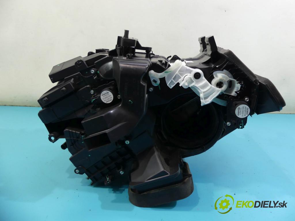 Dacia Sandero III 2020- 1.0 Tce 90 HP automatic 66 kW 999 cm3 5- radiator A21201700 (Radiátory kúrenia)