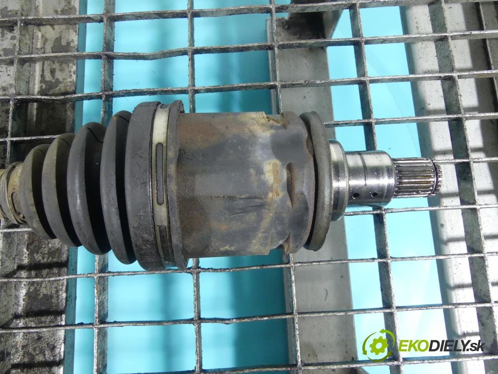 Toyota Rav4 II 2000-2005 2.0 D4D 116 HP manual 85 kW 1995 cm3 5- poloos ľavé DA84L (Poloosy)